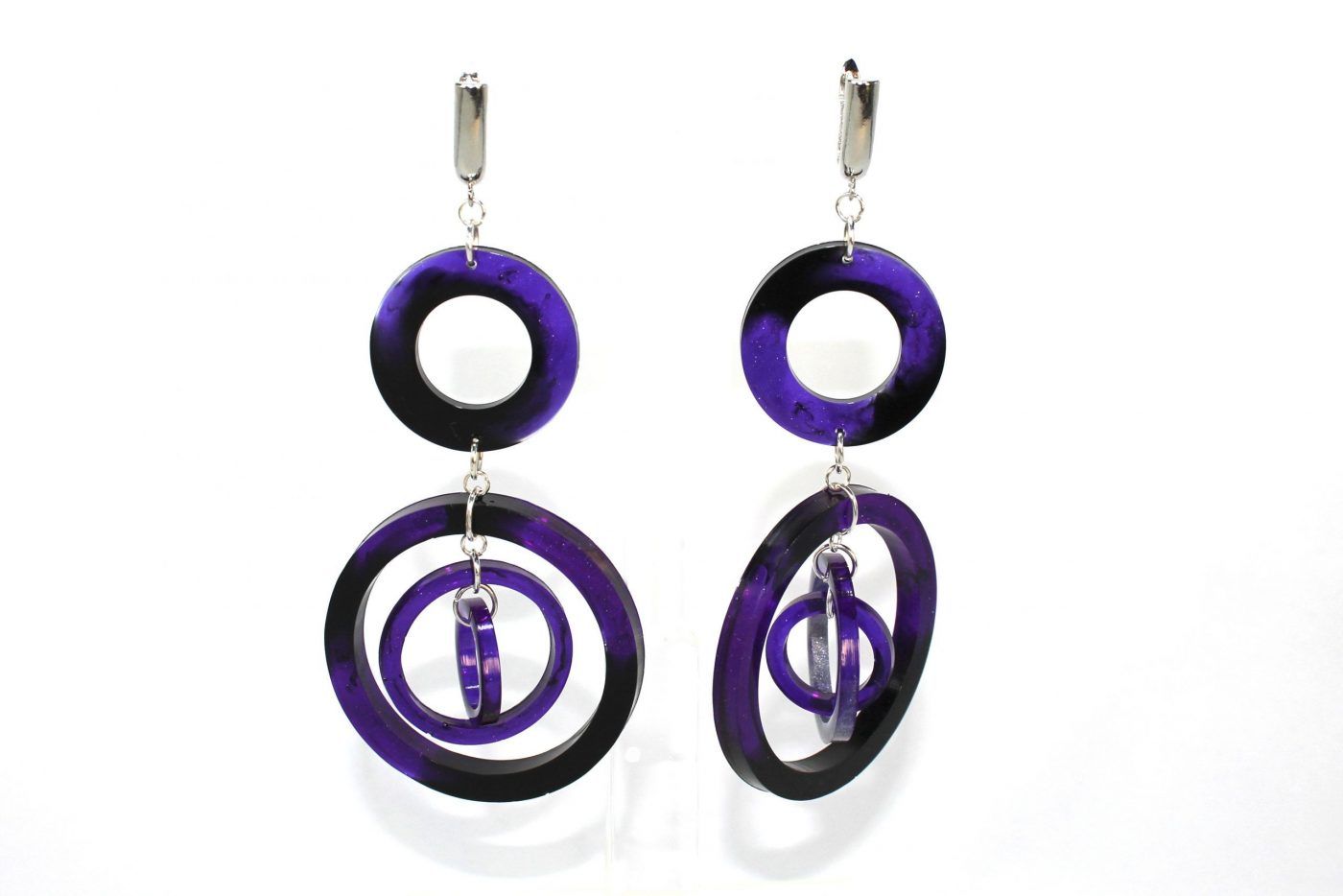 pendientes redonda grande morada epoxi