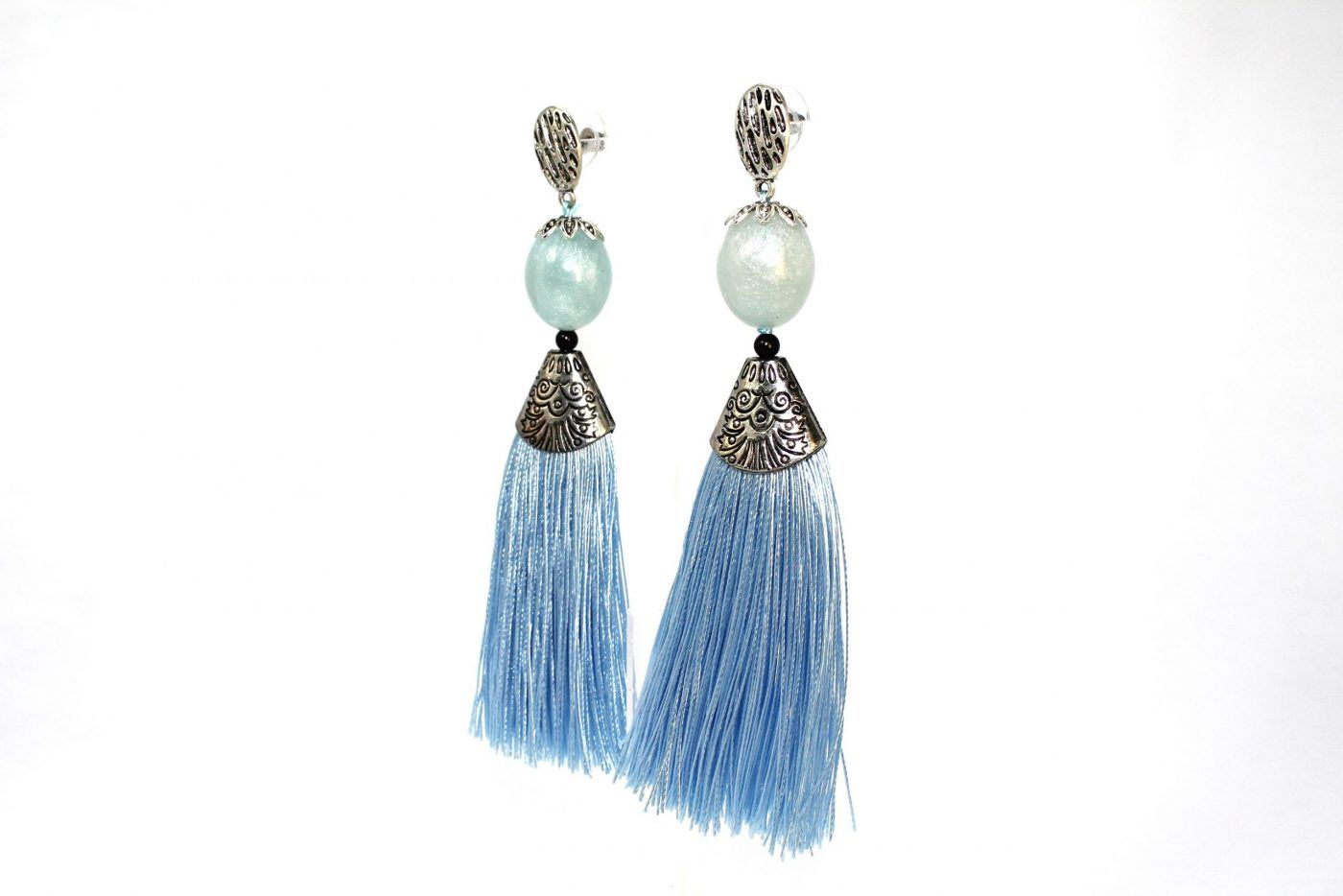 pendientes monojo azul blanco epoxi